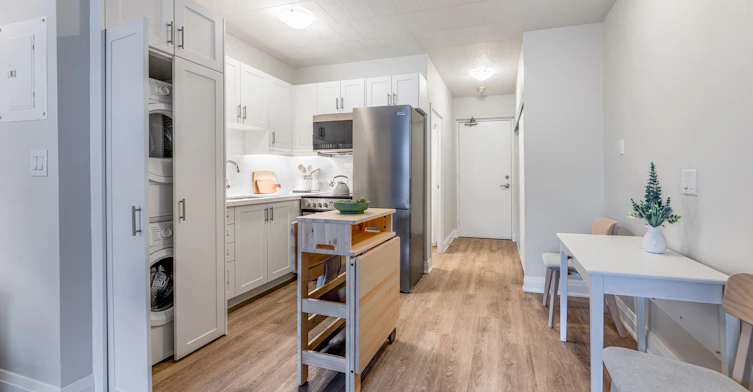602-255 King Street West, Hamilton, ON, L8P 1A8 - 5