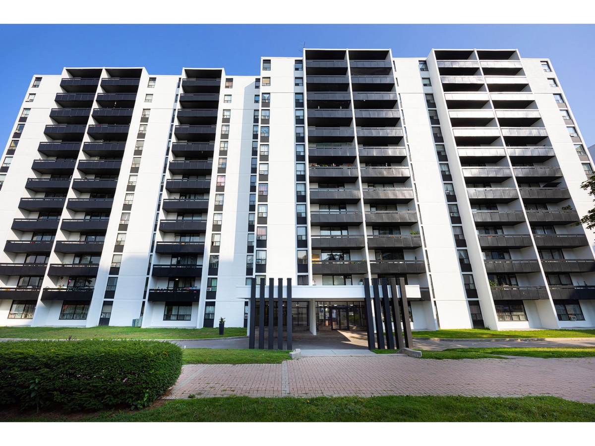 33-501-2235 Hurontario Street, Mississauga, ON, L5A 2E9 - 2