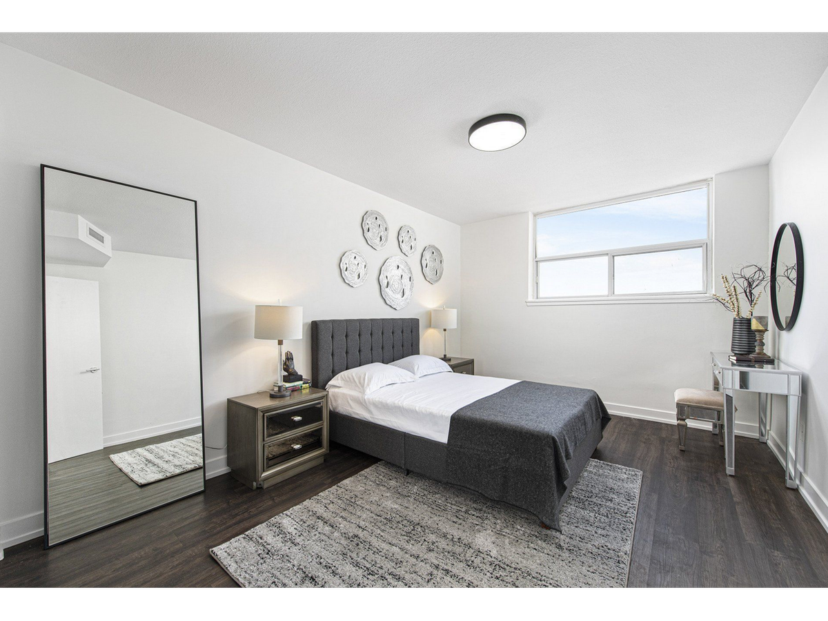 0209-2465 Hurontario Street, Mississauga, ON, L5A 2G5 - 4