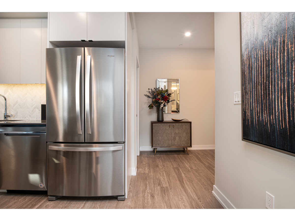 0201-2475 Hurontario Street, Mississauga, ON, L5A 0A9 - 11