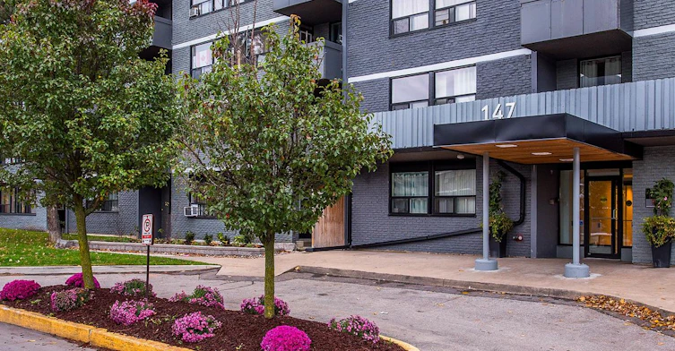 145-409-147 Wellington Street, Aurora, ON, L4G 3L9 - 7