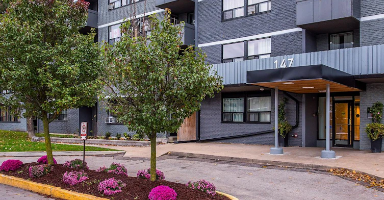 145-301-147 Wellington Street, Aurora, ON, L4G 3L9 - 7
