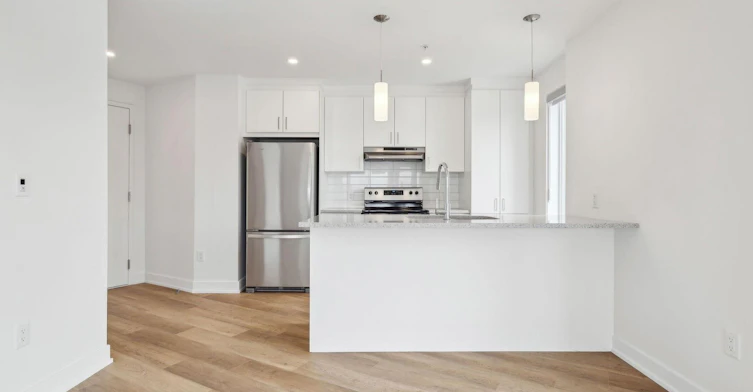 209-4 Du Curé Robert Rue, Gatineau, QC, J8Y 1M1 - 2