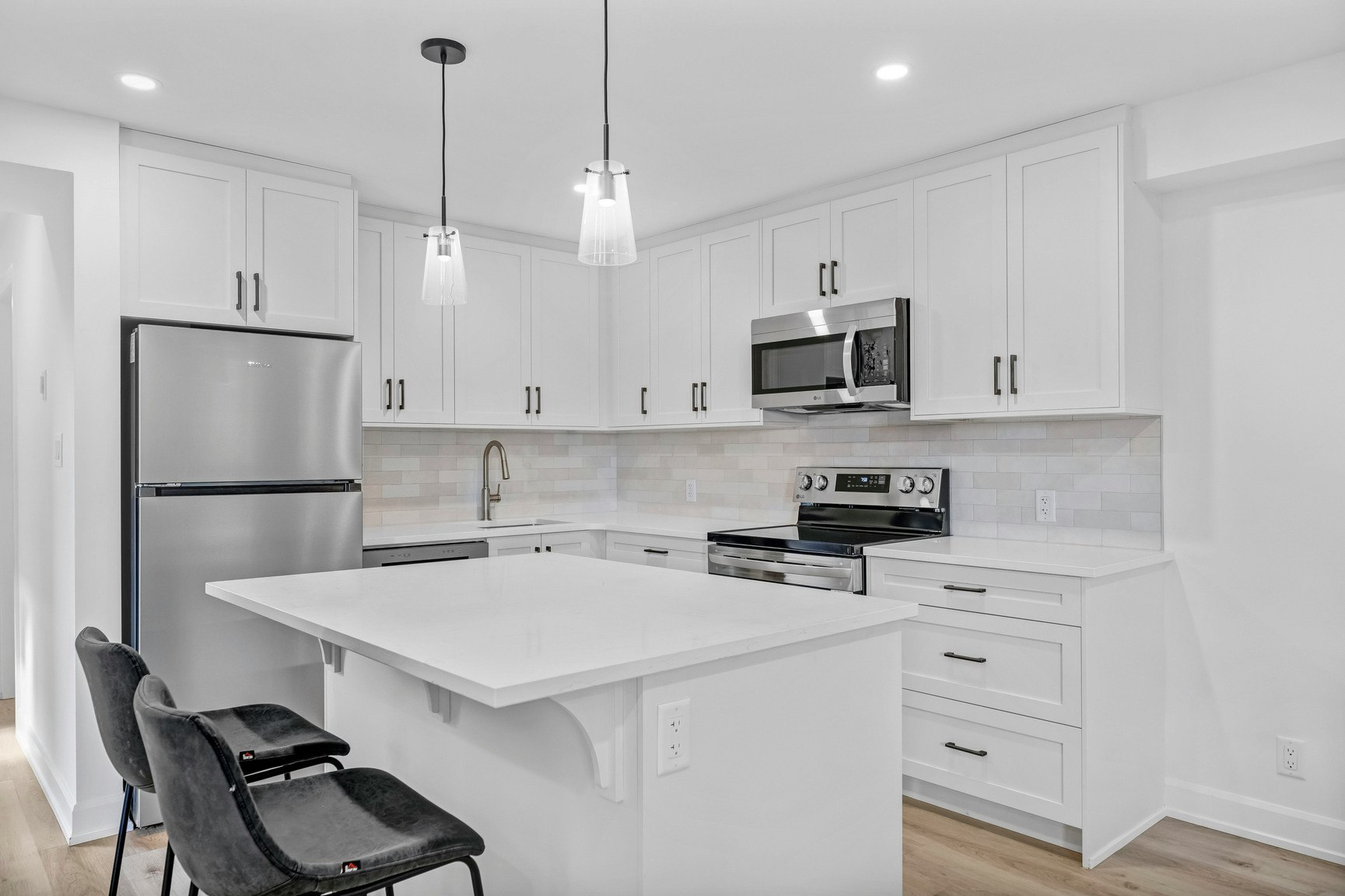 104-887 Somerset Street West, Ottawa, ON, K1R 6R6 - 10