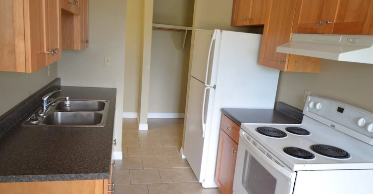 9140 144 Avenue, Edmonton, AB, T5E 5V5 - 16