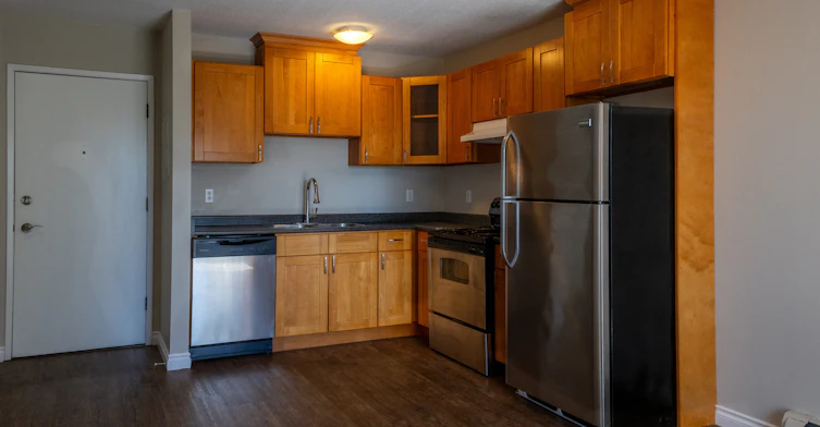 9140 144 Avenue, Edmonton, AB, T5E 5V5 - 5
