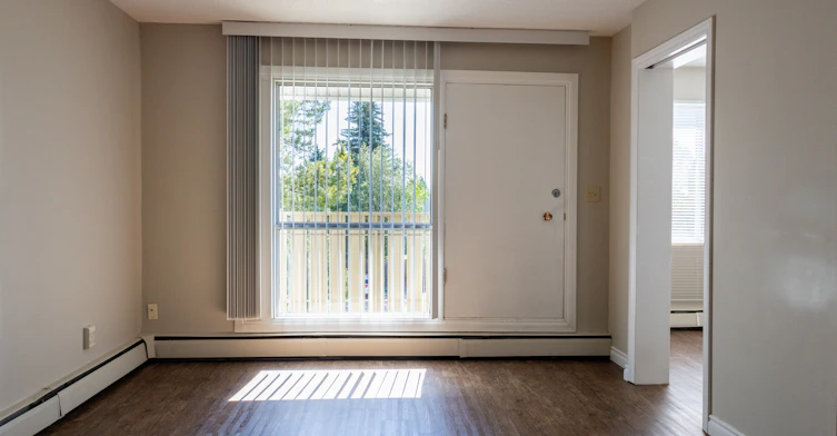 9140 144 Avenue, Edmonton, AB, T5E 5V5 - 2