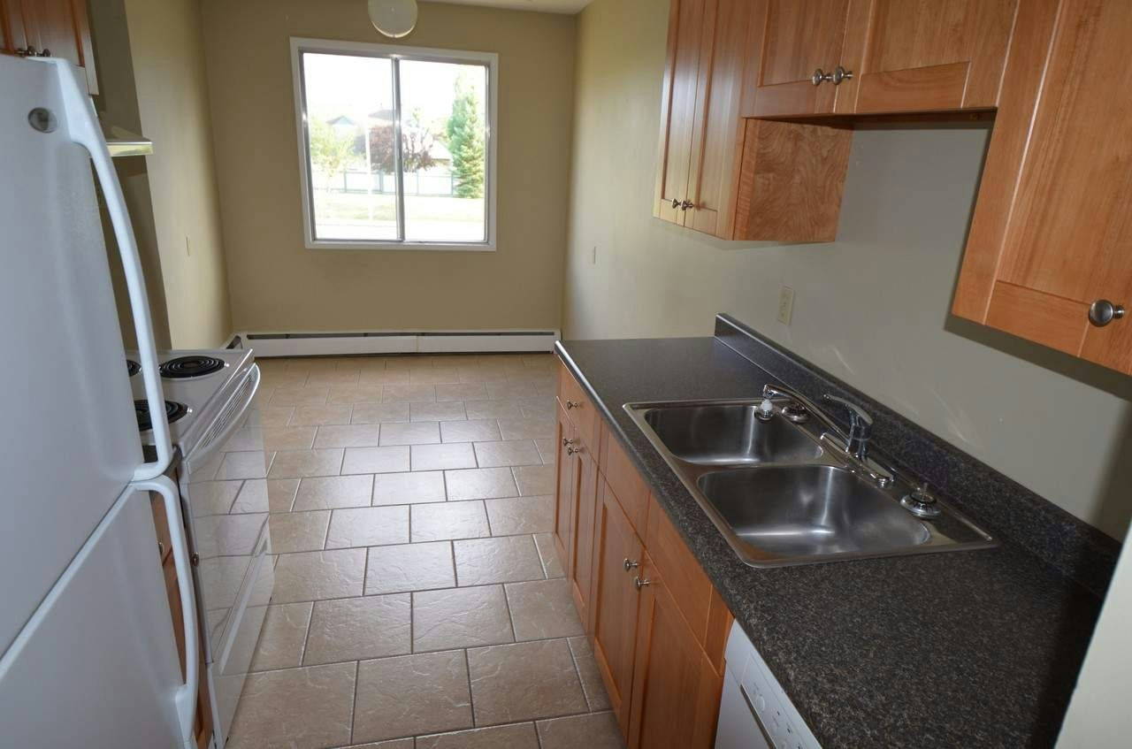 9140 144 Avenue, Edmonton, AB, T5E 5V5 - 14