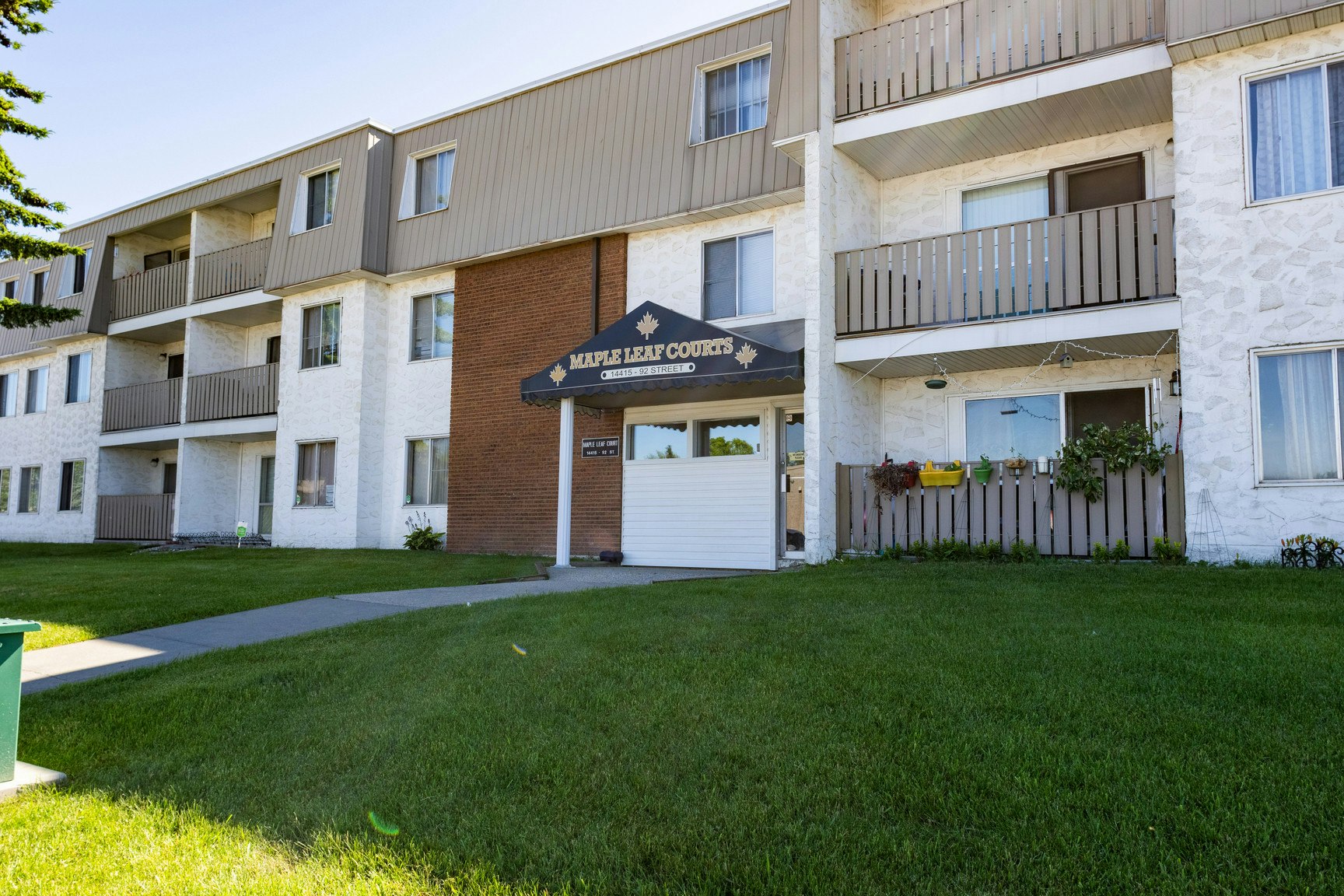 9140 144 Avenue, Edmonton, AB, T5E 5V5
