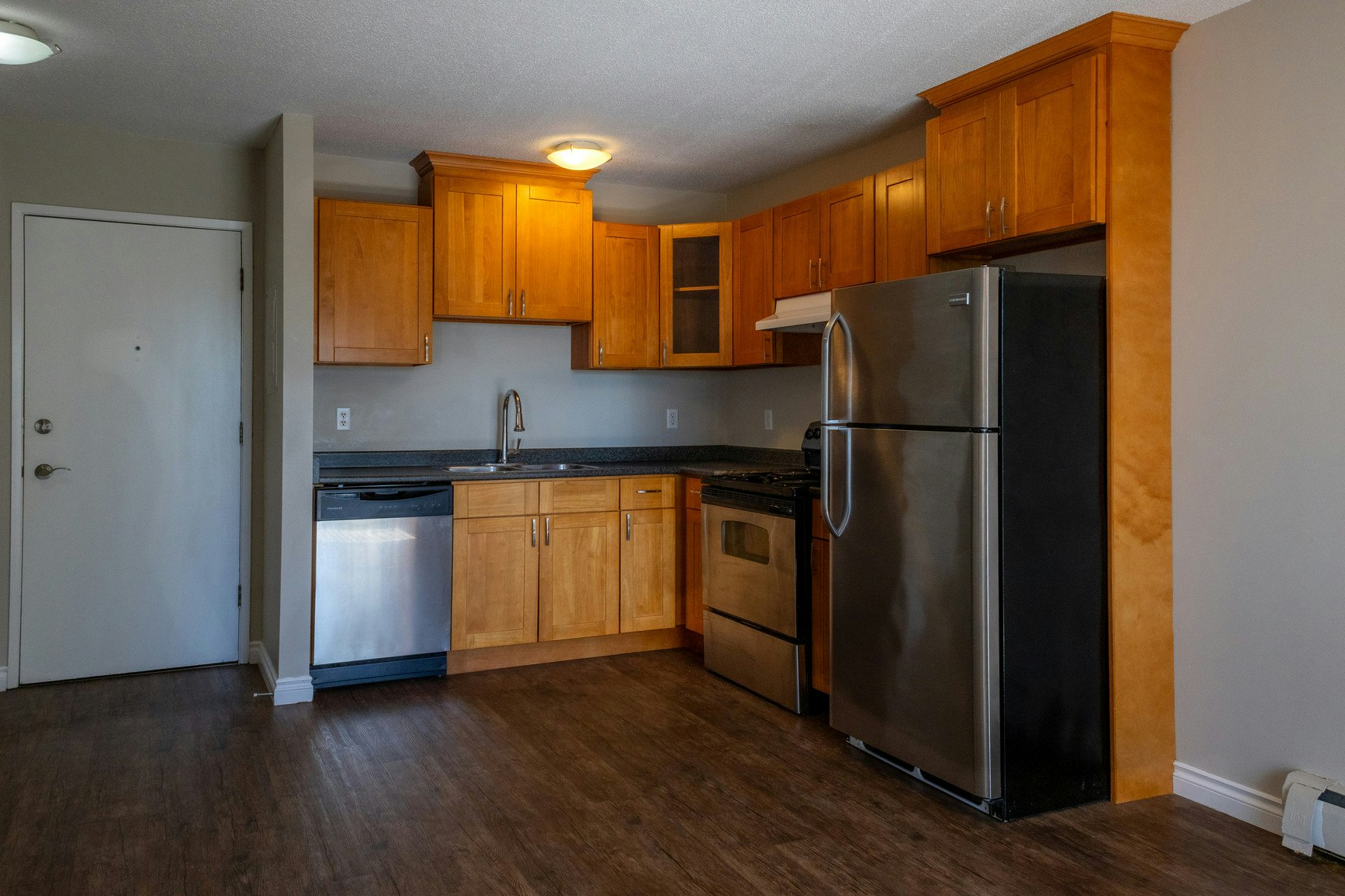 9140 144 Avenue, Edmonton, AB, T5E 5V5 - 5
