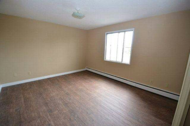 9140 144 Avenue, Edmonton, AB, T5E 5V5 - 9