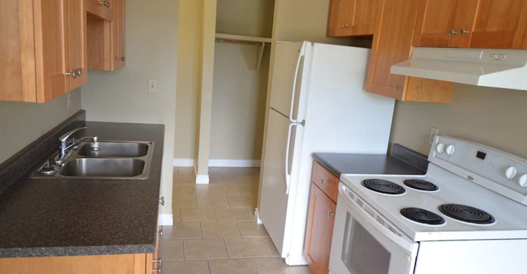 9140 144 Avenue, Edmonton, AB, T5E 5V5 - 16