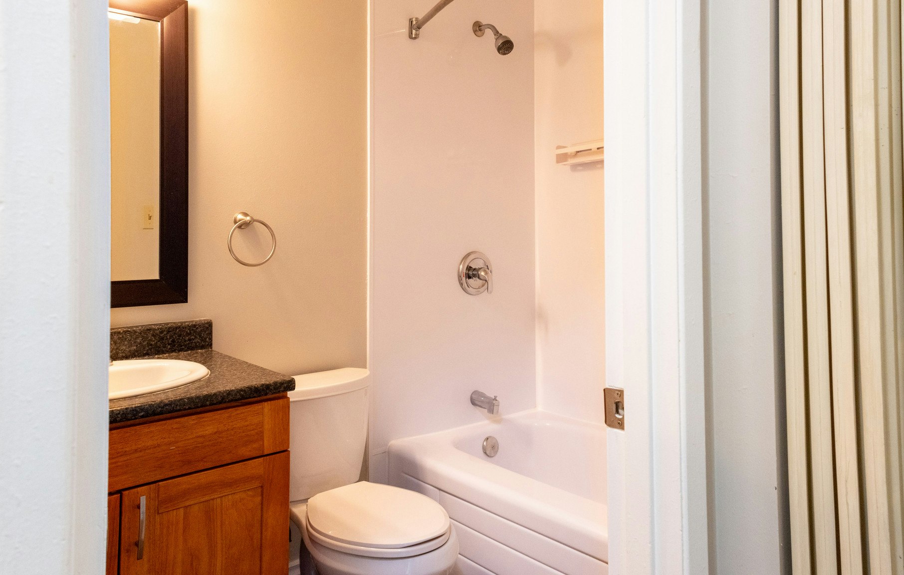 9140 144 Avenue, Edmonton, AB, T5E 5V5 - 10