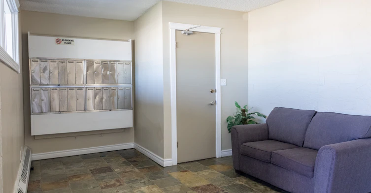 9140 144 Avenue, Edmonton, AB, T5E 5V5 - 3
