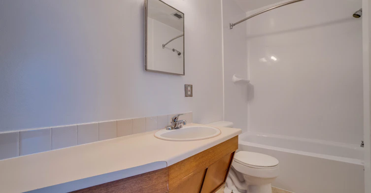 10005 154 Street, Edmonton, AB, T5P 2H1 - 20