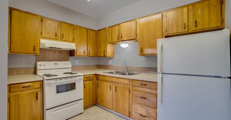 10005 154 Street, Edmonton, AB, T5P 2H1 - 16