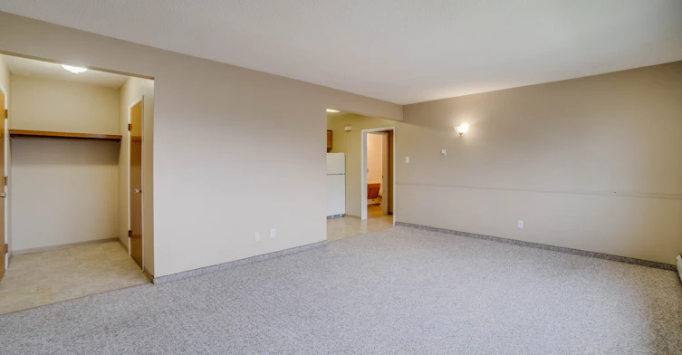 10005 154 Street, Edmonton, AB, T5P 2H1 - 13