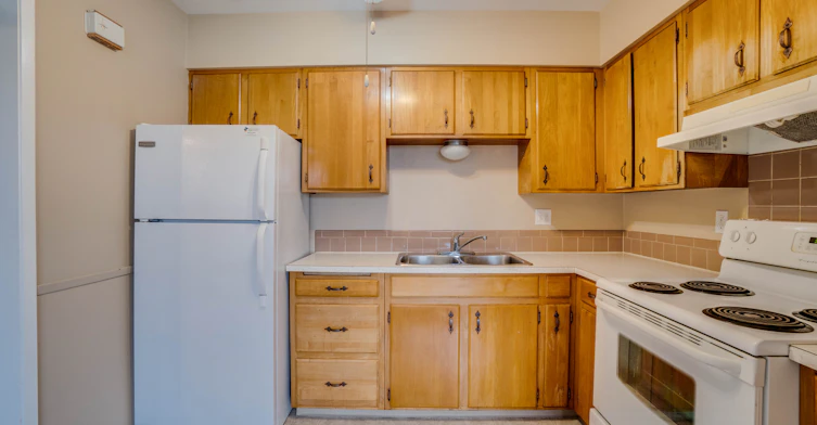 10005 154 Street, Edmonton, AB, T5P 2H1 - 7