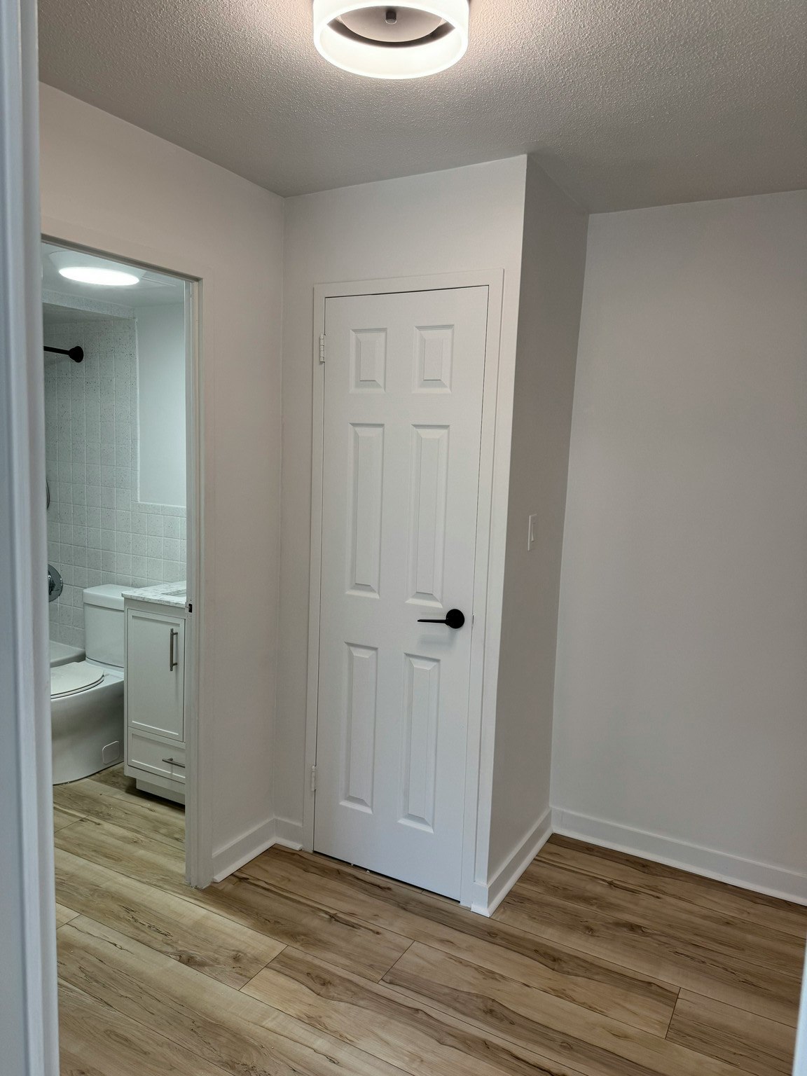 302-192 Churchill Road South, Halton Hills, ON, L7J 2J5 - 12