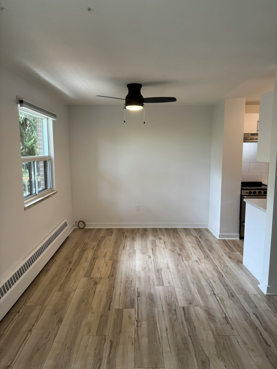 302-192 Churchill Road South, Halton Hills, ON, L7J 2J5 - 6