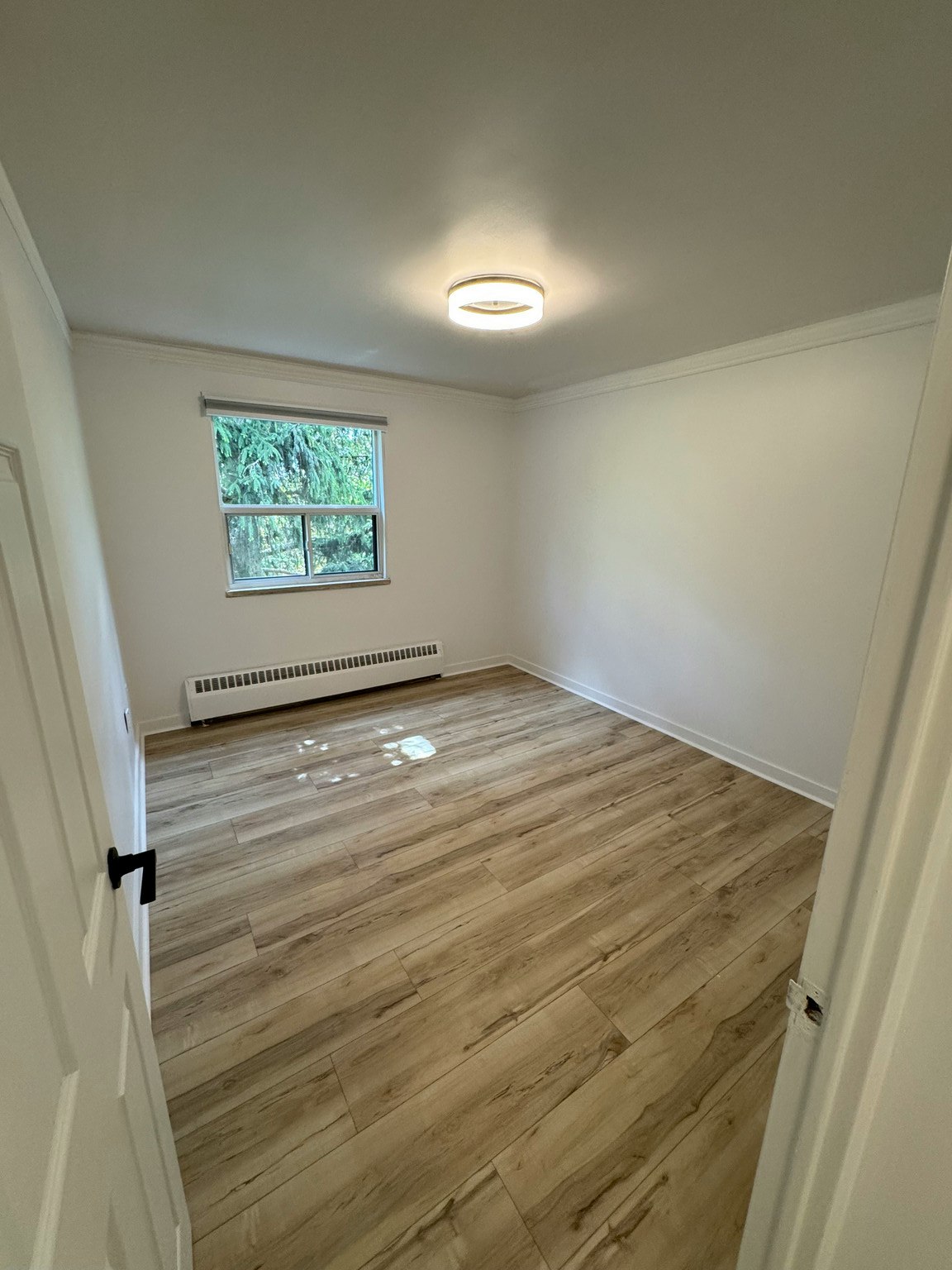 302-192 Churchill Road South, Halton Hills, ON, L7J 2J5 - 9