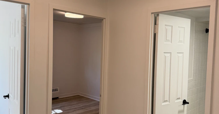 302-192 Churchill Road South, Halton Hills, ON, L7J 2J5 - 10