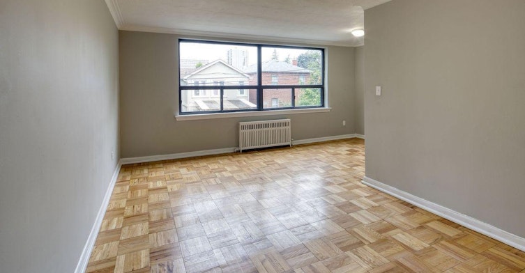 203-1675 Eglinton Avenue West, Toronto, ON, M6E 2H4 - 3