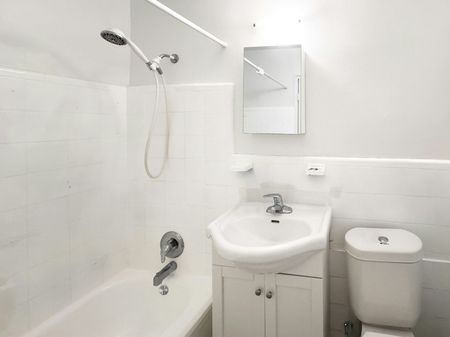 308-1675 Eglinton Avenue West, Toronto, ON, M6E 2H4 - 7
