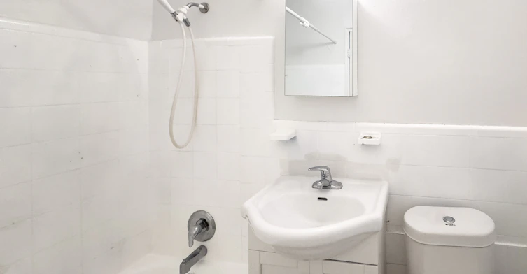 308-1675 Eglinton Avenue West, Toronto, ON, M6E 2H4 - 7