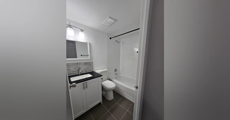 704-2185 Lawrence Avenue East, Toronto, ON, M1P 2P6 - 6