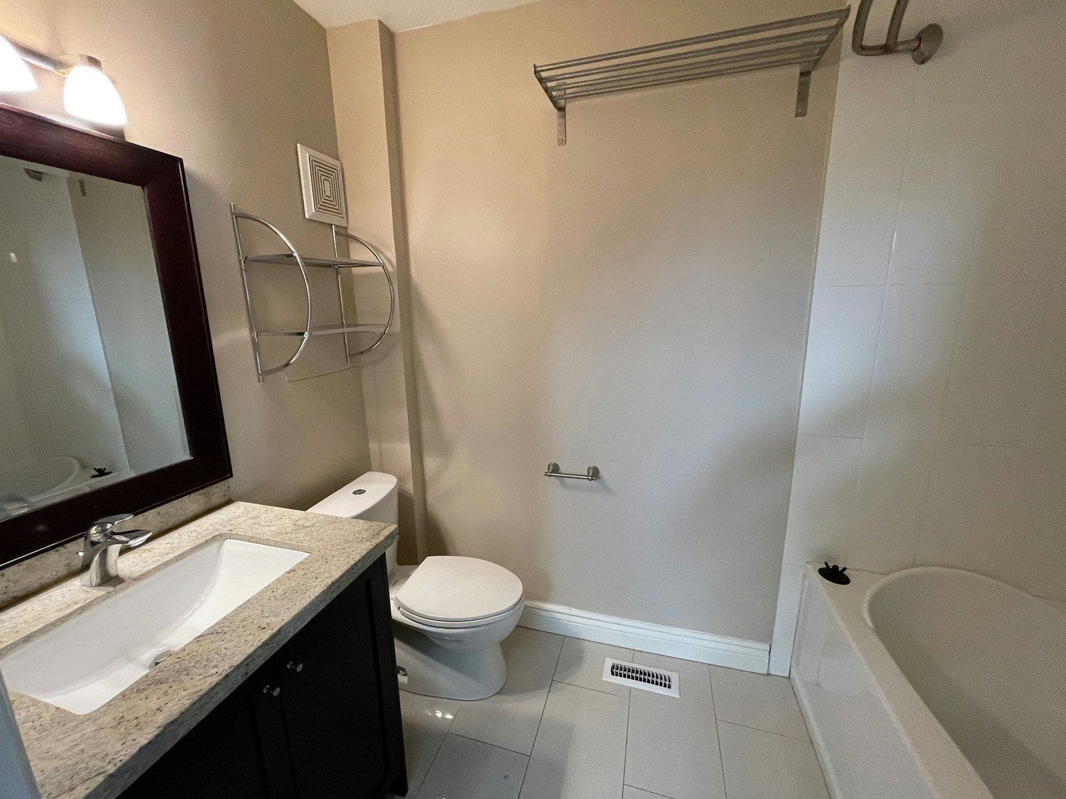 1731-1729 Eglinton Avenue West, Toronto, ON, M6E 2H4 - 5