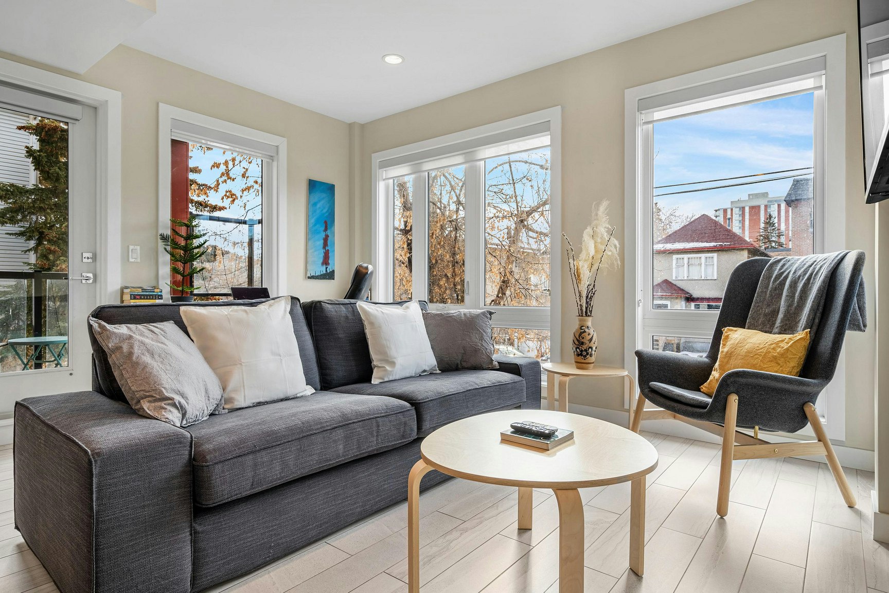 202-108 23 Avenue Southwest, Calgary, AB, T2S 0J1