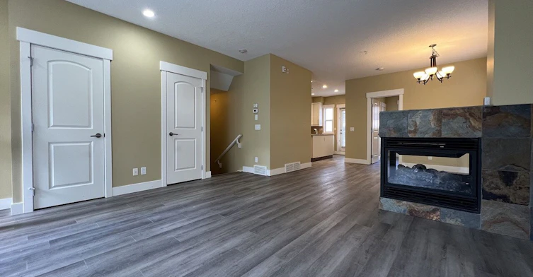101-2306 17a Street SW, Calgary, AB, T2T 6G7 - 2