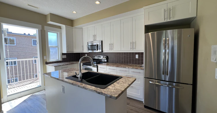 101-2306 17a Street SW, Calgary, AB, T2T 6G7 - 6