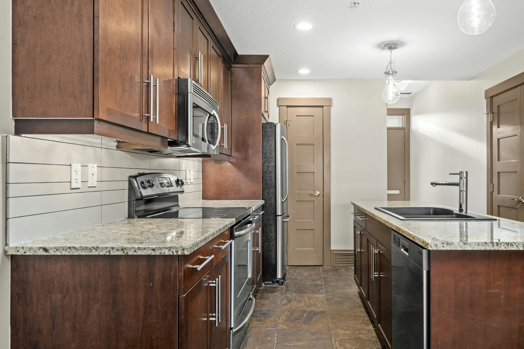 1750-1746 26 Avenue Southwest, Calgary, AB, T2T 1C8 - 6