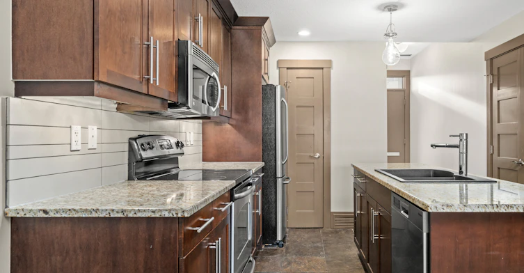 1750-1746 26 Avenue Southwest, Calgary, AB, T2T 1C8 - 6