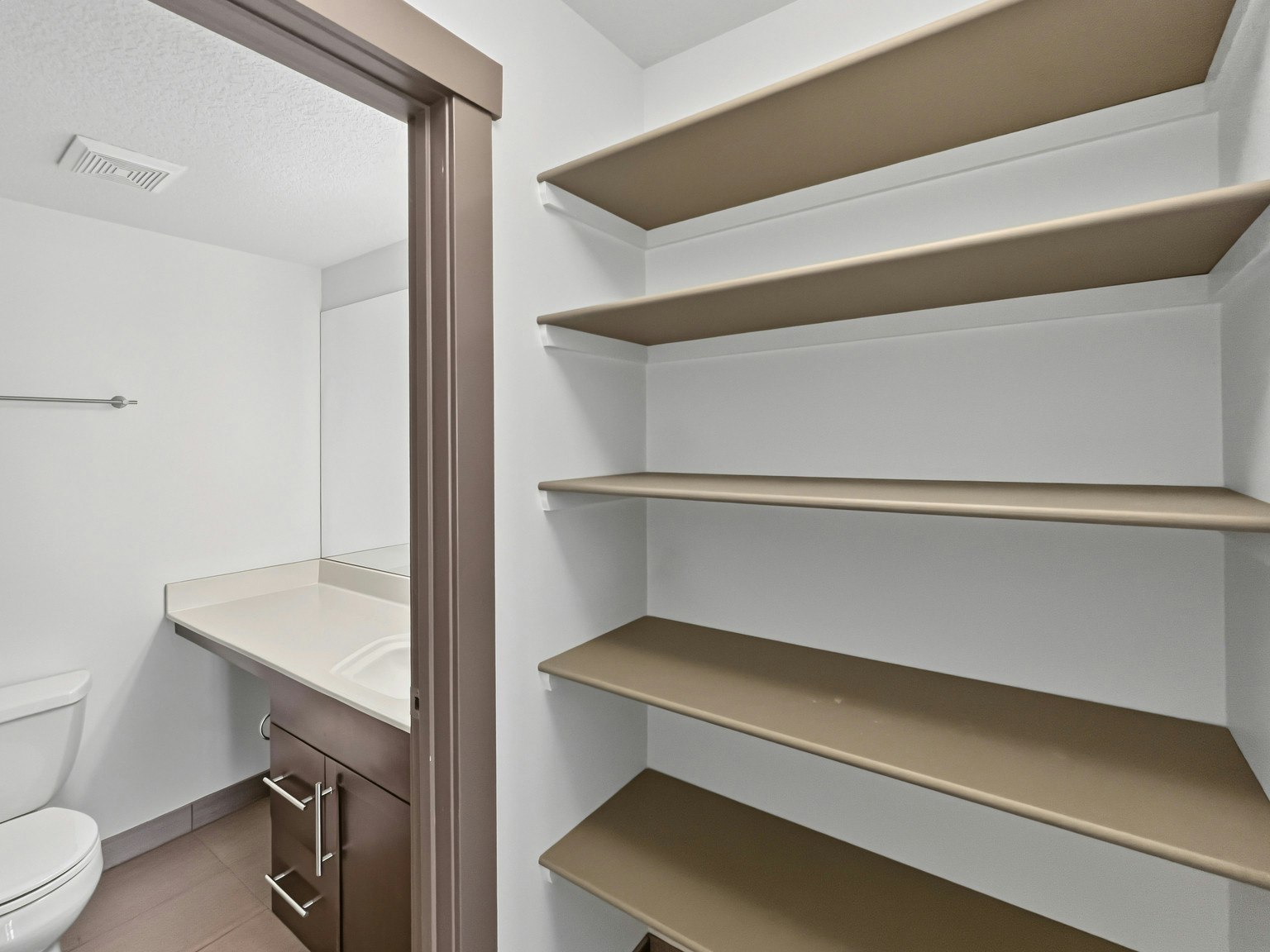 1760-1746 26 Avenue Southwest, Calgary, AB, T2T 1C8 - 12