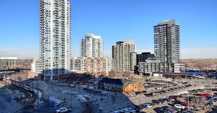1001-450 8 Avenue SE, Calgary, AB, T2G 1T2 - 4