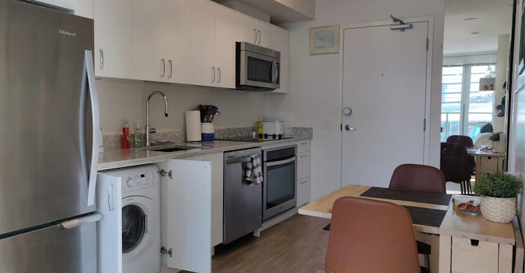 1001-450 8 Avenue SE, Calgary, AB, T2G 1T2 - 17