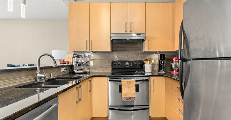407-830 Centre Avenue Northeast, Calgary, AB, T2E 9C3 - 8
