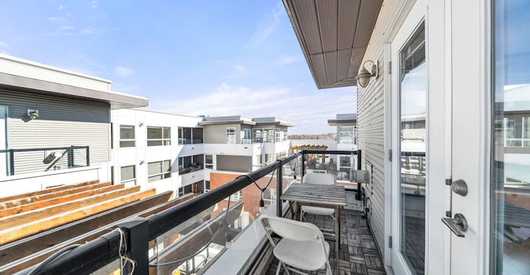 407-830 Centre Avenue Northeast, Calgary, AB, T2E 9C3 - 9