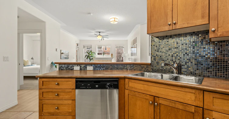 207-60 24 Avenue SW, Calgary, AB, T2S 3C9 - 6
