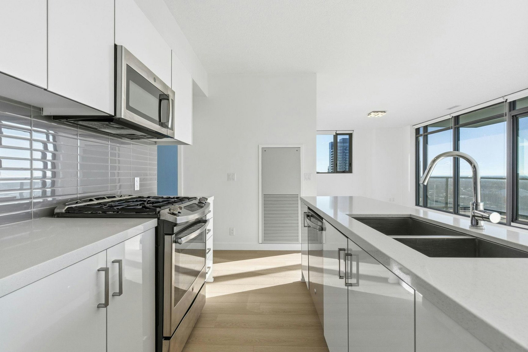 2807-1010 6th Street SW, Calgary, AB, T2R 1B4 - 9