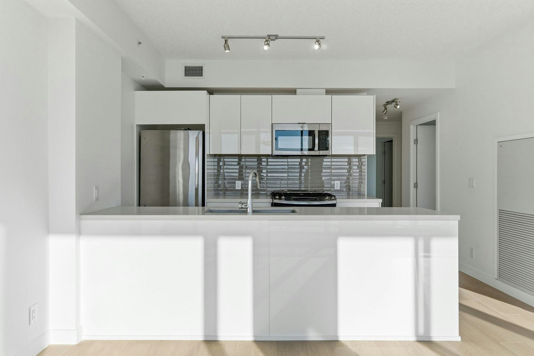2807-1010 6th Street SW, Calgary, AB, T2R 1B4 - 12