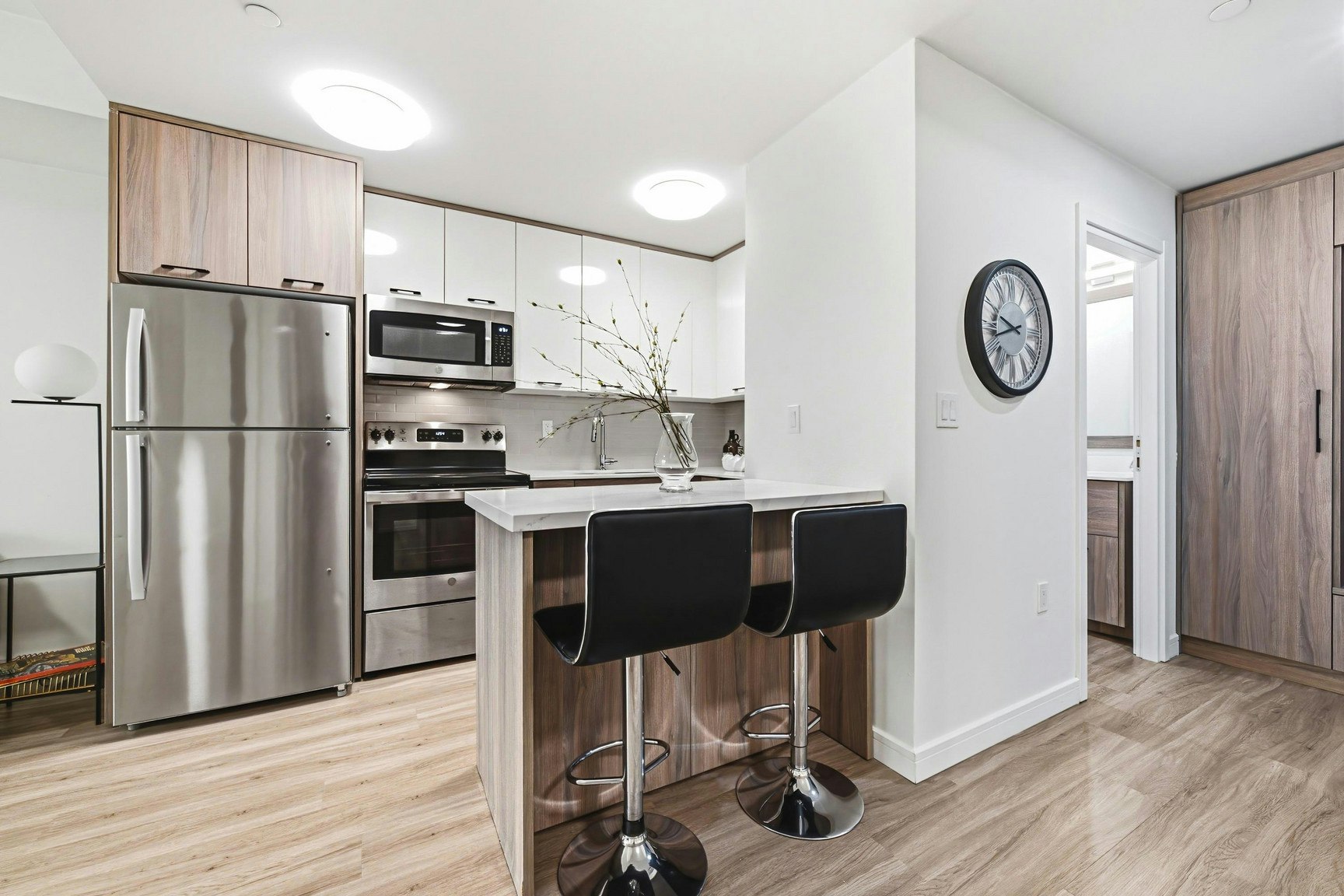 49 Walnut Street South, Hamilton, ON, L8N 2K9 - 4