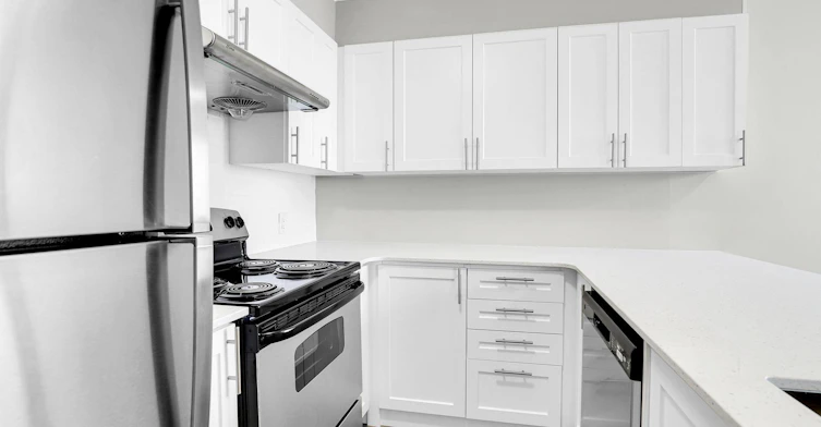 2935 Richmond Road, Ottawa, ON, K2B 8C9 - 3