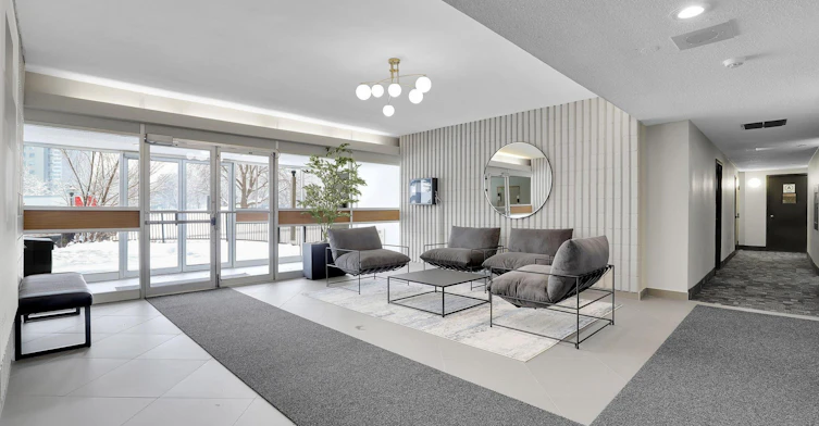 2935 Richmond Road, Ottawa, ON, K2B 8C9 - 16