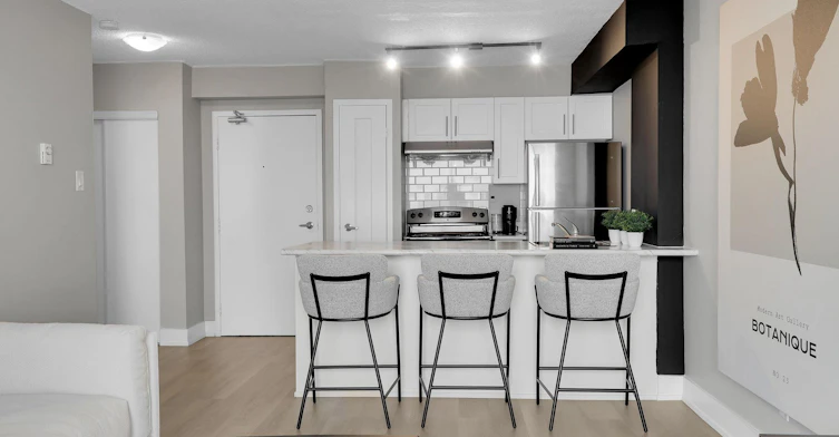 FEED-2935 Richmond Road, Ottawa, ON, K2B 8C9 - 6