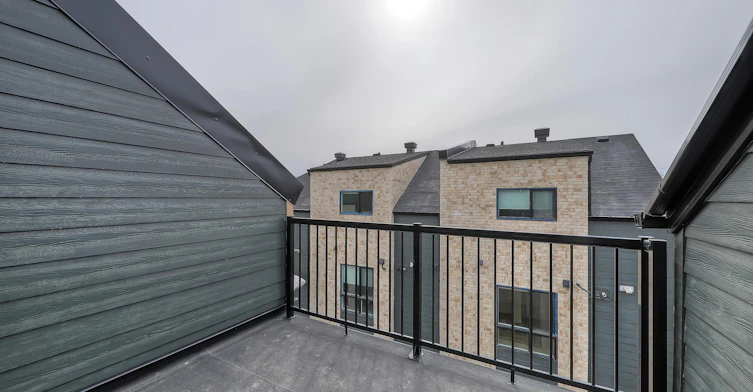 453 35 Avenue NW, Calgary, AB, T2K 5Z9 - 16