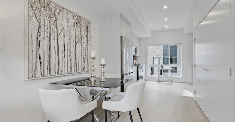 453 35 Avenue NW, Calgary, AB, T2K 5Z9 - 5